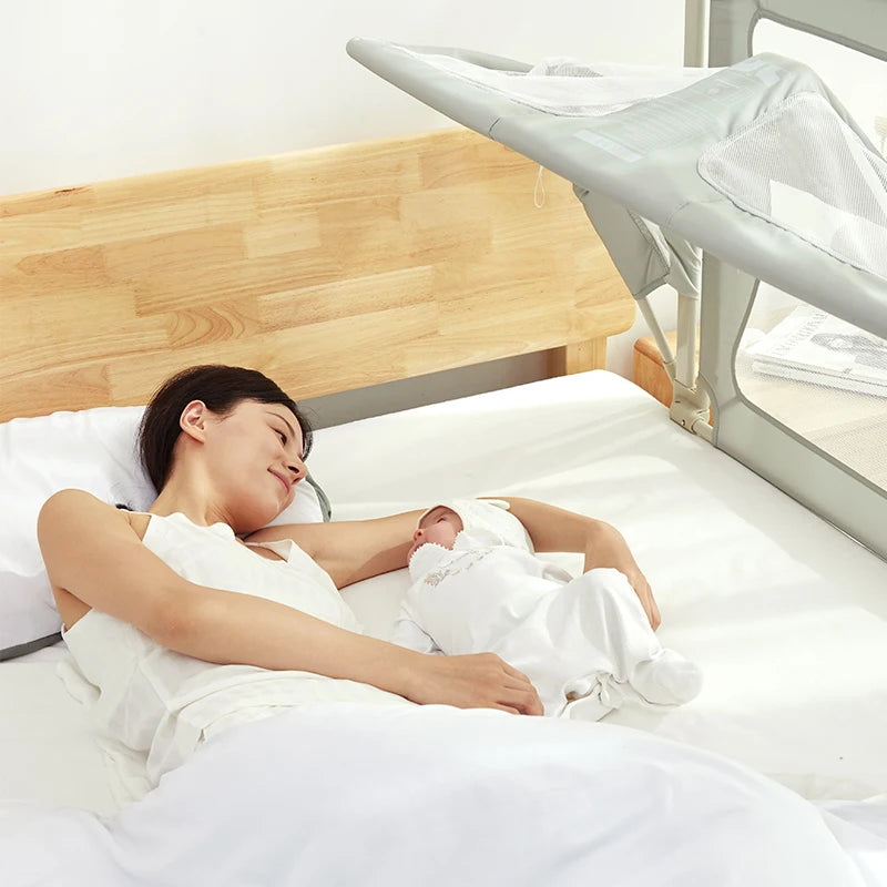 Portable Foldable Baby Crib Safety Rails Anti-Drop Design for Newborns Lightweight Bedside Sleeper with Breathable Mesh Easy Ass