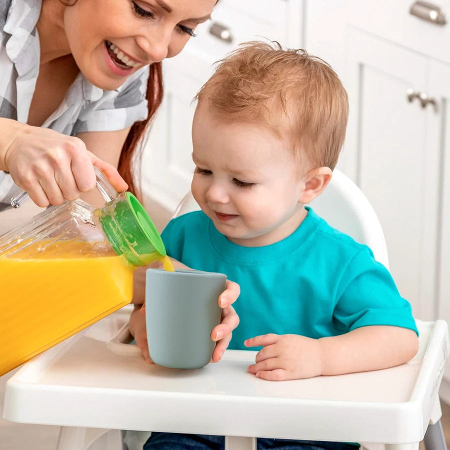 Silicone Baby Learn-to-Drink Sippy Cup