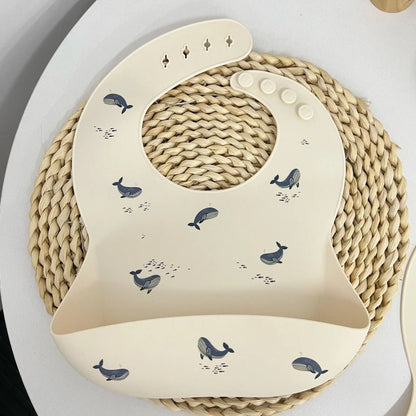 Adorable Whale Silicone Feeding Bib – Oil & Stain Resistant