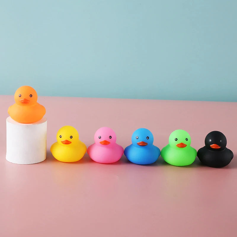Cute Floating Duck Bath Toy (Squeaks!)