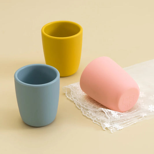 Silicone Baby Learn-to-Drink Sippy Cup