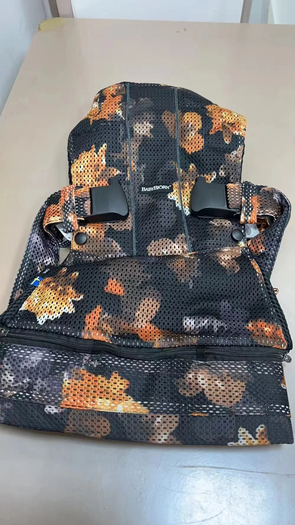 Breathable Front Facing Infant & Toddler Hipseat Carrier