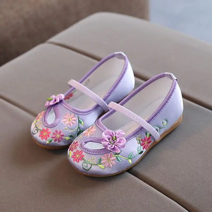 Children's Traditional Embroidery Floral Show Shoes