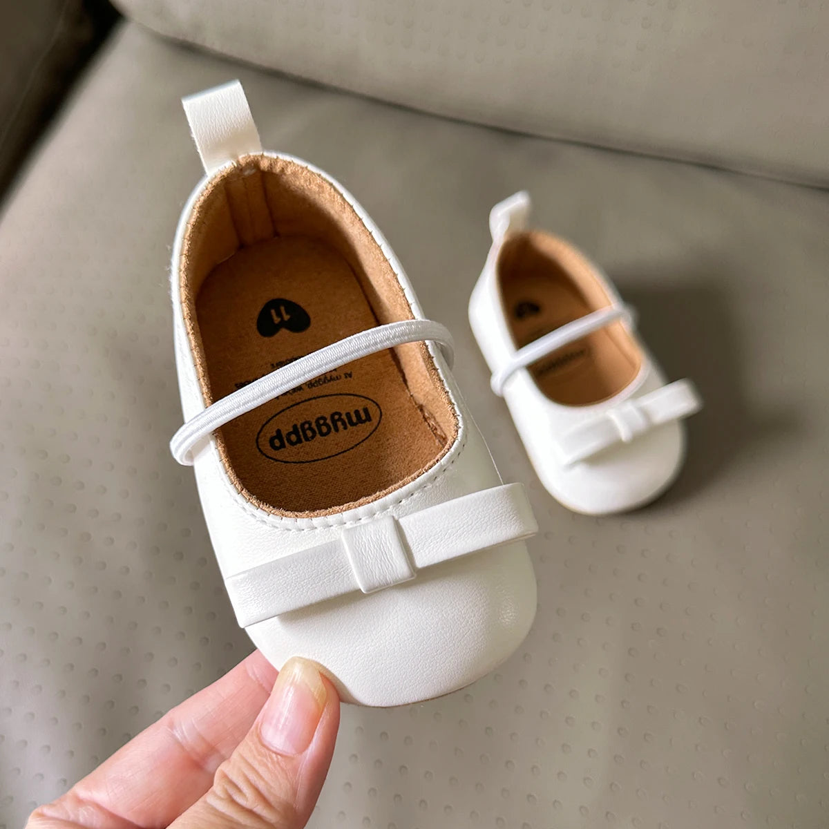 Newborn Leather Shoes: Anti-slip Rubber Sole